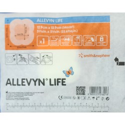 施樂輝ALLEVYN Life海綿敷料 12.9cm x 12.9cm